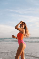 Una Pieza Xilitla - Coco Flamingo